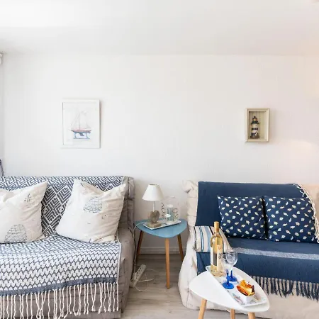 Apartment Studio Le Parador-3 By Interhome
